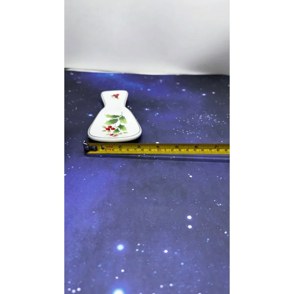 Royal Norfolk Ceramic Spoon Rest‎ Holly Berry Design 8